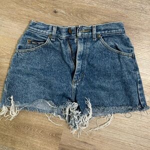 Vintage Lee loose cut off shorts